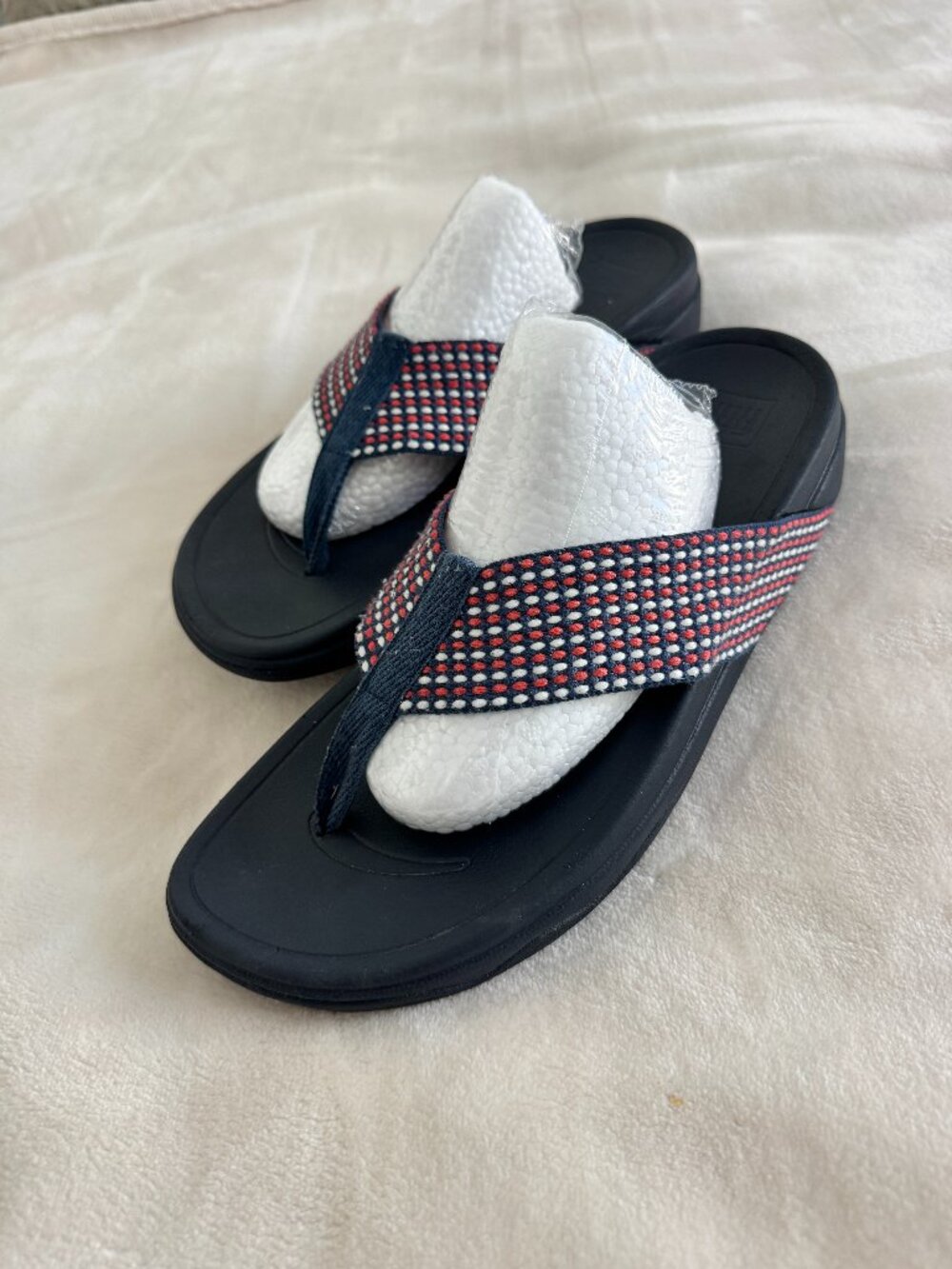 FitFlop Surfa US 9 Woven Red White Blue Comfort Flip Flop Sandals Navy Vacation